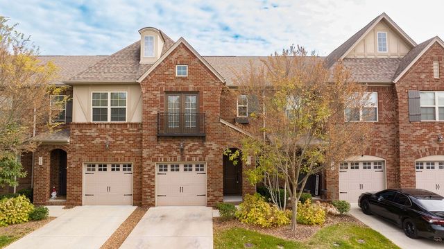 207 Bixby Private Ln, Hendersonville, TN 37075