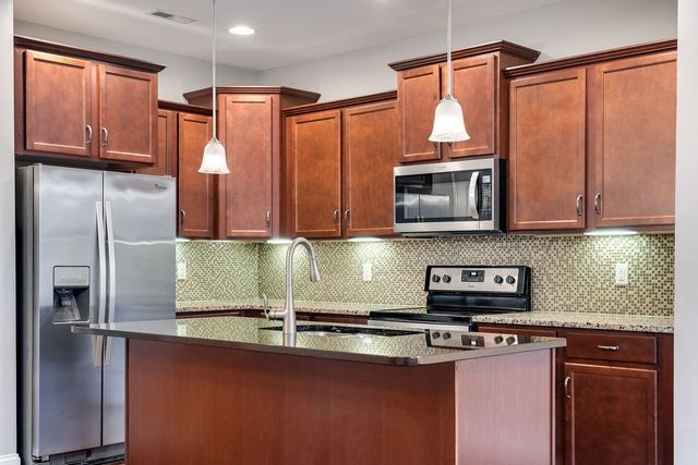 207 Bixby Private Ln, Hendersonville, TN 37075