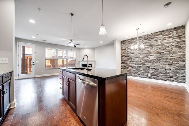 207 Bixby Private Ln, Hendersonville, TN 37075