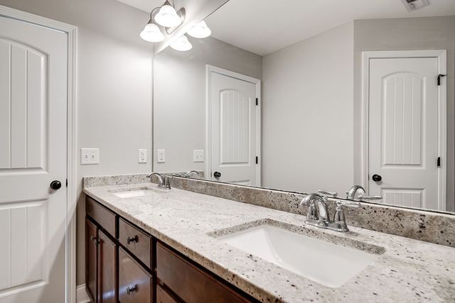 207 Bixby Private Ln, Hendersonville, TN 37075