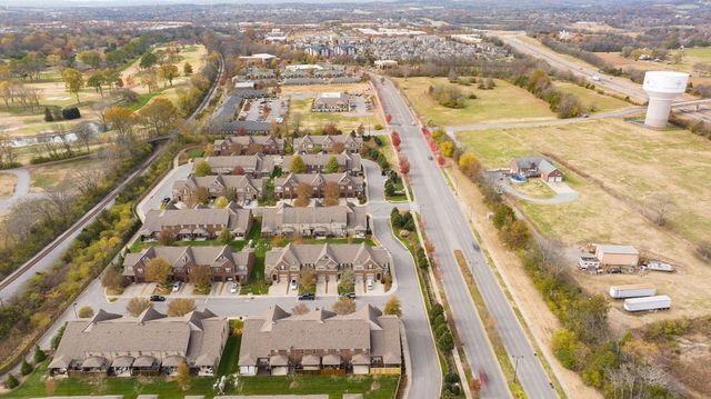 207 Bixby Private Ln, Hendersonville, TN 37075