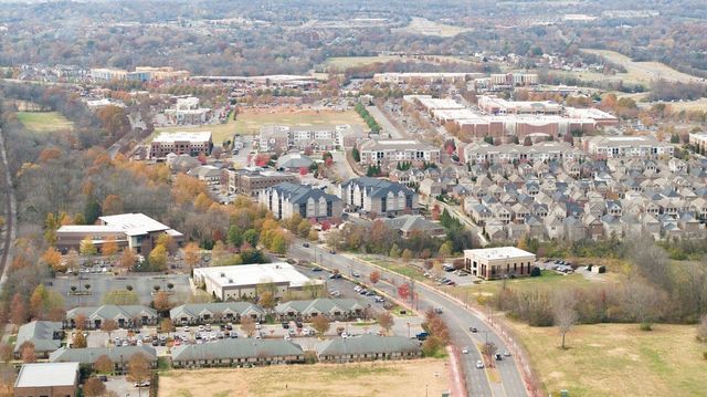 207 Bixby Private Ln, Hendersonville, TN 37075