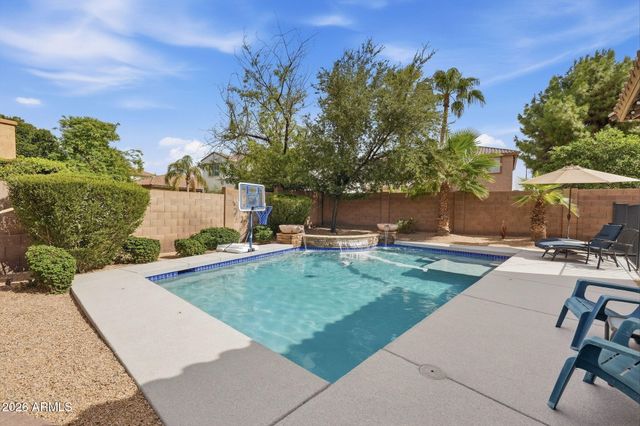 6923 S BLACK HILLS Way, Chandler, AZ 85249