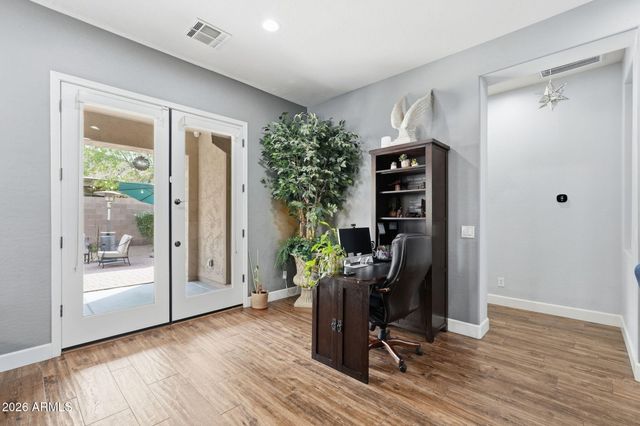 6923 S BLACK HILLS Way, Chandler, AZ 85249