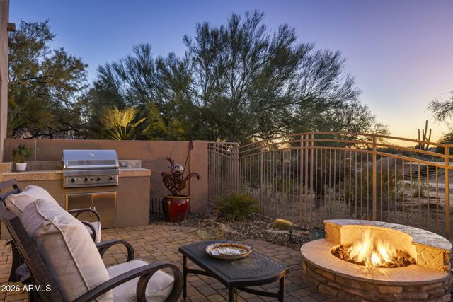 19475 N GRAYHAWK Drive 1039, Scottsdale, AZ 85255