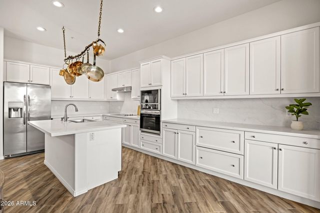 19475 N GRAYHAWK Drive 1039, Scottsdale, AZ 85255
