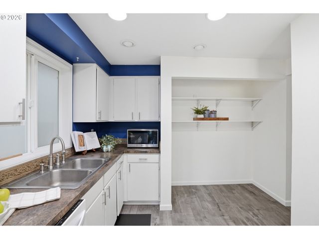 12504 Ne 5TH St, Vancouver, WA 98684