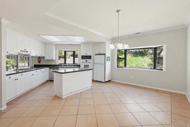 12725 Monte Vista Road, Poway, CA 92064