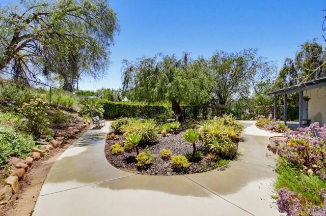 12725 Monte Vista Road, Poway, CA 92064