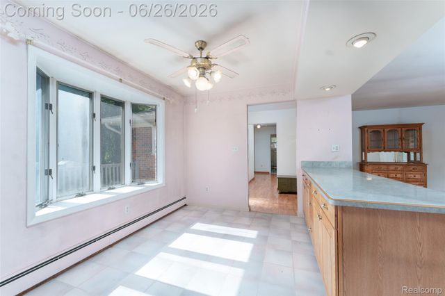 4200 Angels Pass, Putnam Township, MI 48169