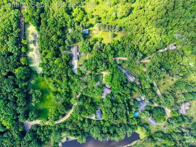 4200 Angels Pass, Putnam Township, MI 48169