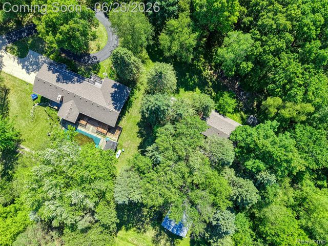 4200 Angels Pass, Putnam Township, MI 48169