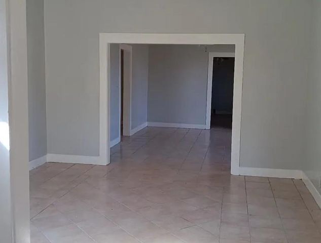 720 4th Avenue N, Texas City, TX 77590