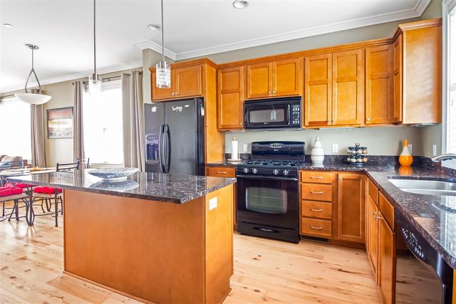 211 Garden Terrace D, Douglas, MI 49406