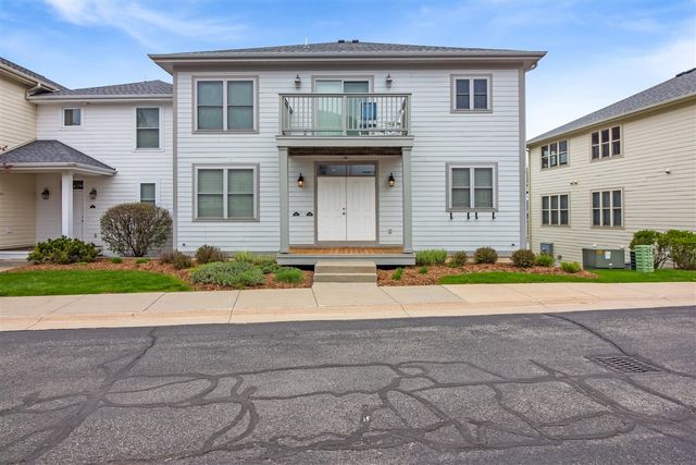 211 Garden Terrace D, Douglas, MI 49406