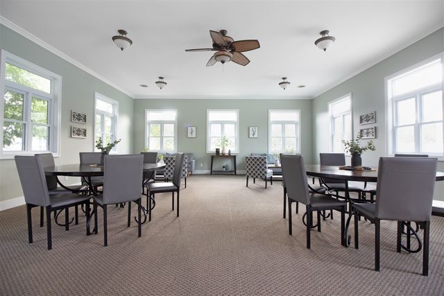 211 Garden Terrace D, Douglas, MI 49406