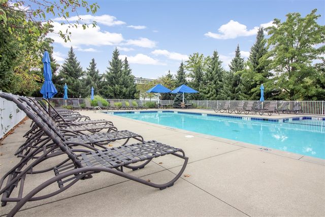 211 Garden Terrace D, Douglas, MI 49406