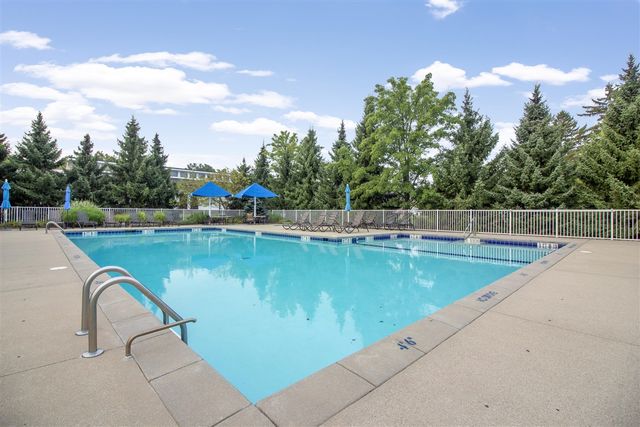 211 Garden Terrace D, Douglas, MI 49406