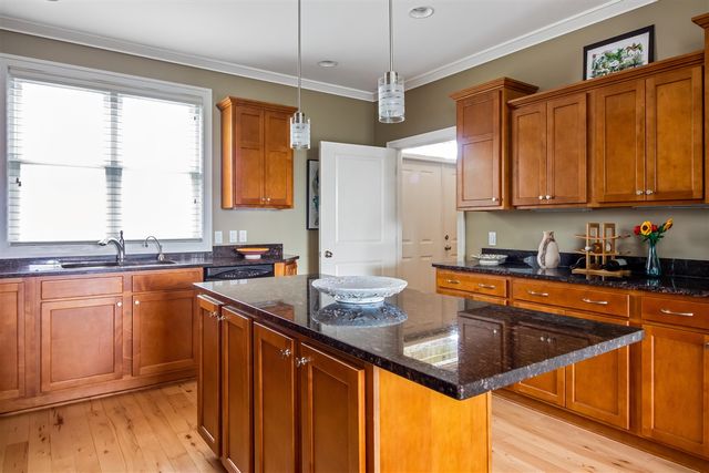 211 Garden Terrace D, Douglas, MI 49406