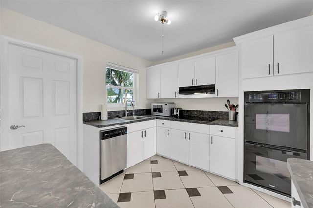 1029 SE 14th Street, Deerfield Beach, FL 33441