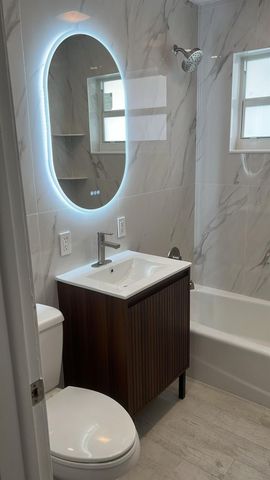 1029 SE 14th Street, Deerfield Beach, FL 33441