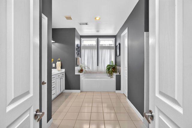 320 Old Hickory Blvd Apt 2608, Nashville, TN 37221