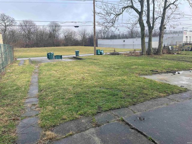 2212 Glen Court, Richmond, IN 47374