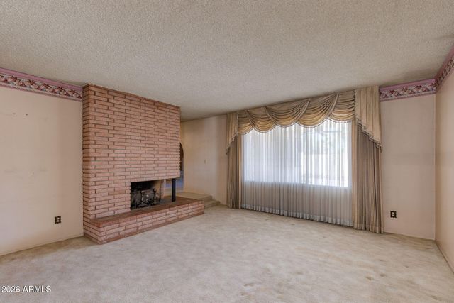 212 E MINTON Drive, Tempe, AZ 85282