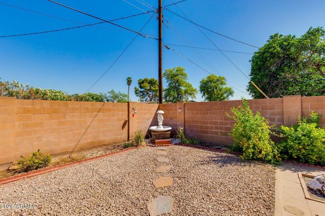 212 E MINTON Drive, Tempe, AZ 85282