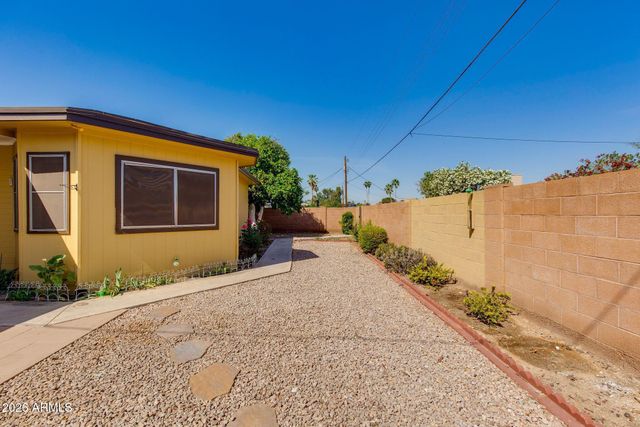 212 E MINTON Drive, Tempe, AZ 85282
