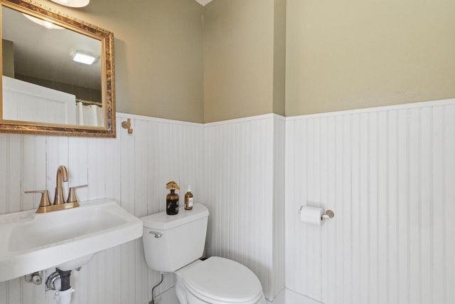 W4037 COUNTY ROAD RR, Cedar Grove, WI 53013