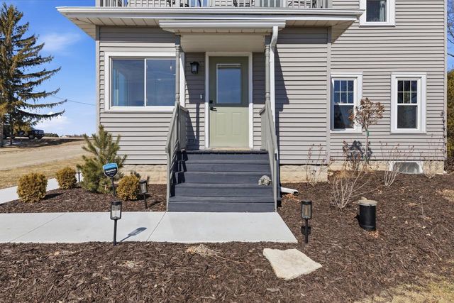 W4037 COUNTY ROAD RR, Cedar Grove, WI 53013