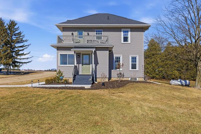 W4037 COUNTY ROAD RR, Cedar Grove, WI 53013