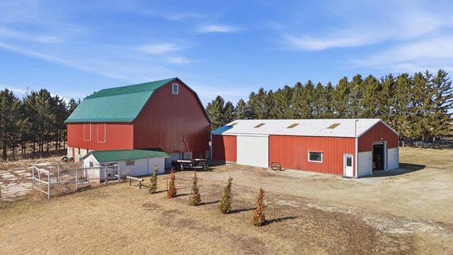 W4037 COUNTY ROAD RR, Cedar Grove, WI 53013