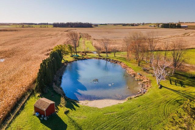 W4037 COUNTY ROAD RR, Cedar Grove, WI 53013