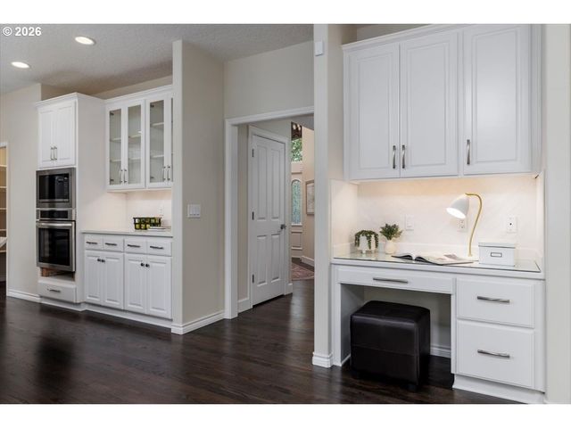 2157 MARYLWOOD Ct, West Linn, OR 97068