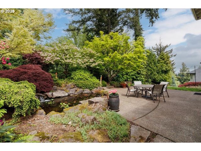 2157 MARYLWOOD Ct, West Linn, OR 97068