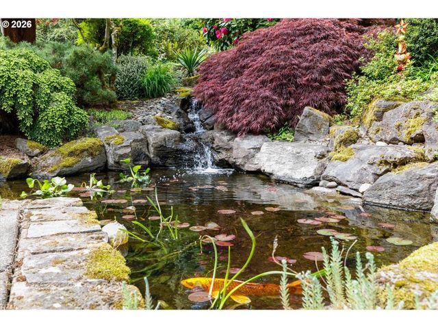 2157 MARYLWOOD Ct, West Linn, OR 97068