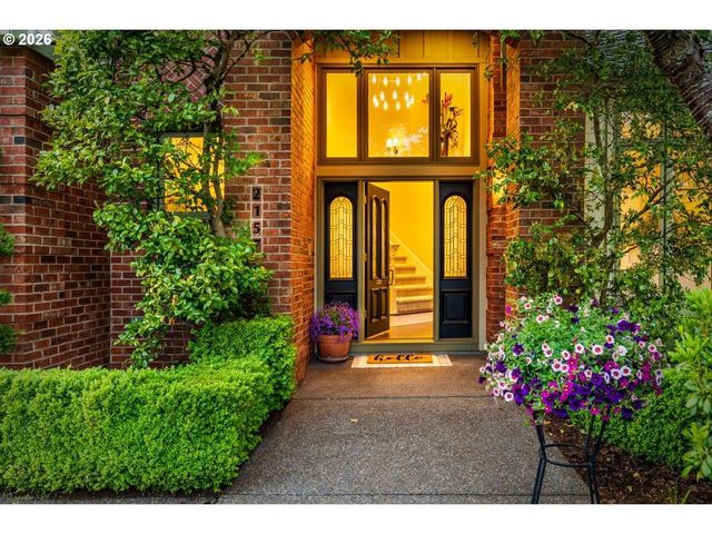 2157 MARYLWOOD Ct, West Linn, OR 97068