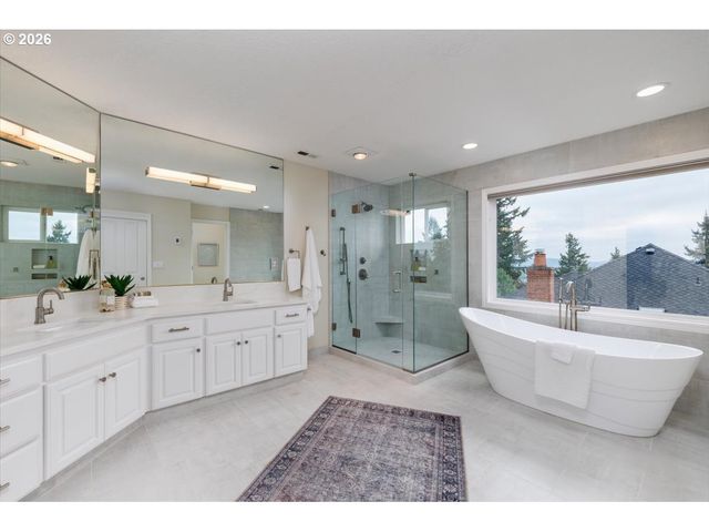 2157 MARYLWOOD Ct, West Linn, OR 97068
