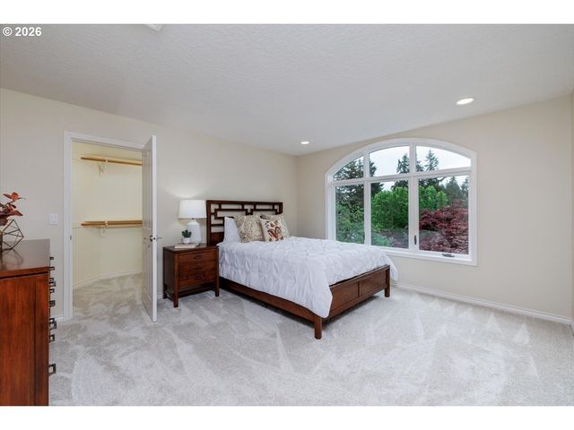 2157 MARYLWOOD Ct, West Linn, OR 97068