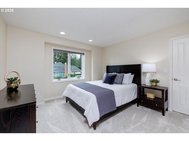2157 MARYLWOOD Ct, West Linn, OR 97068