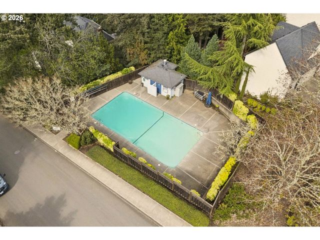 2157 MARYLWOOD Ct, West Linn, OR 97068