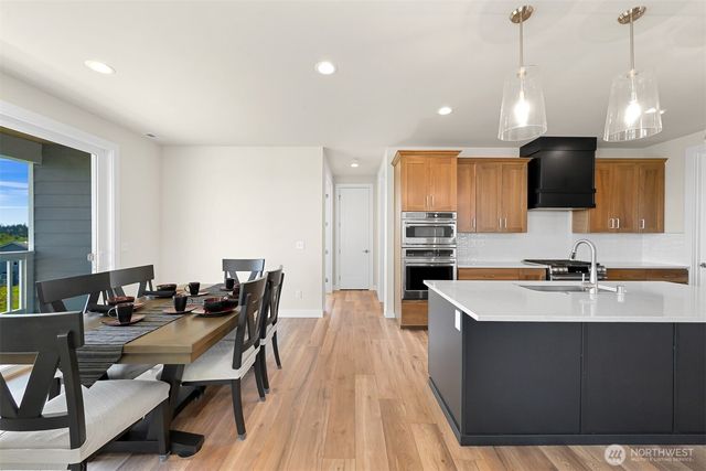 5423 Lonicera Drive, Blaine, WA 98230