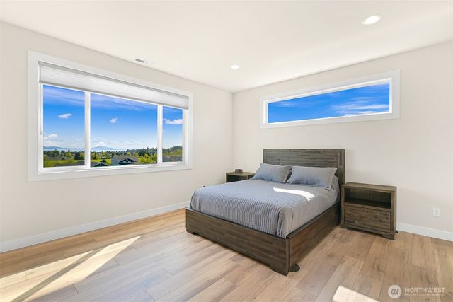 5423 Lonicera Drive, Blaine, WA 98230