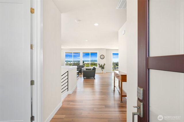 5423 Lonicera Drive, Blaine, WA 98230