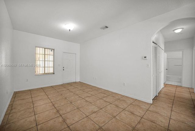 6900 NW 179th Street 1041, Hialeah, FL 33015