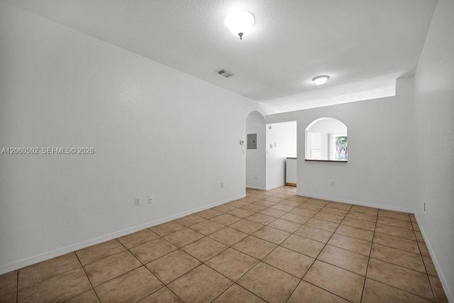6900 NW 179th Street 1041, Hialeah, FL 33015