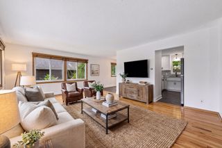 1370 Valley View Road, Chaska, MN 55318