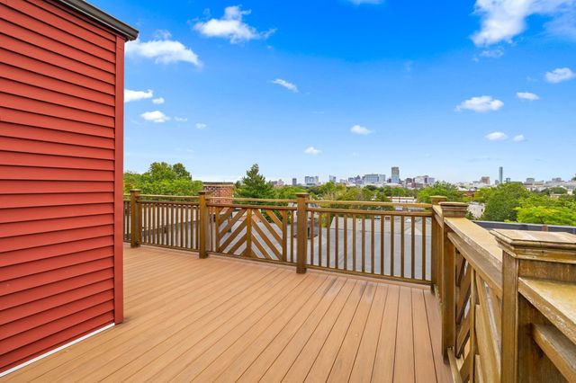 393 Broadway 8, Cambridge, MA 02139